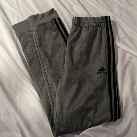 Grey and black Adidas joggers - Picture 8 of 8